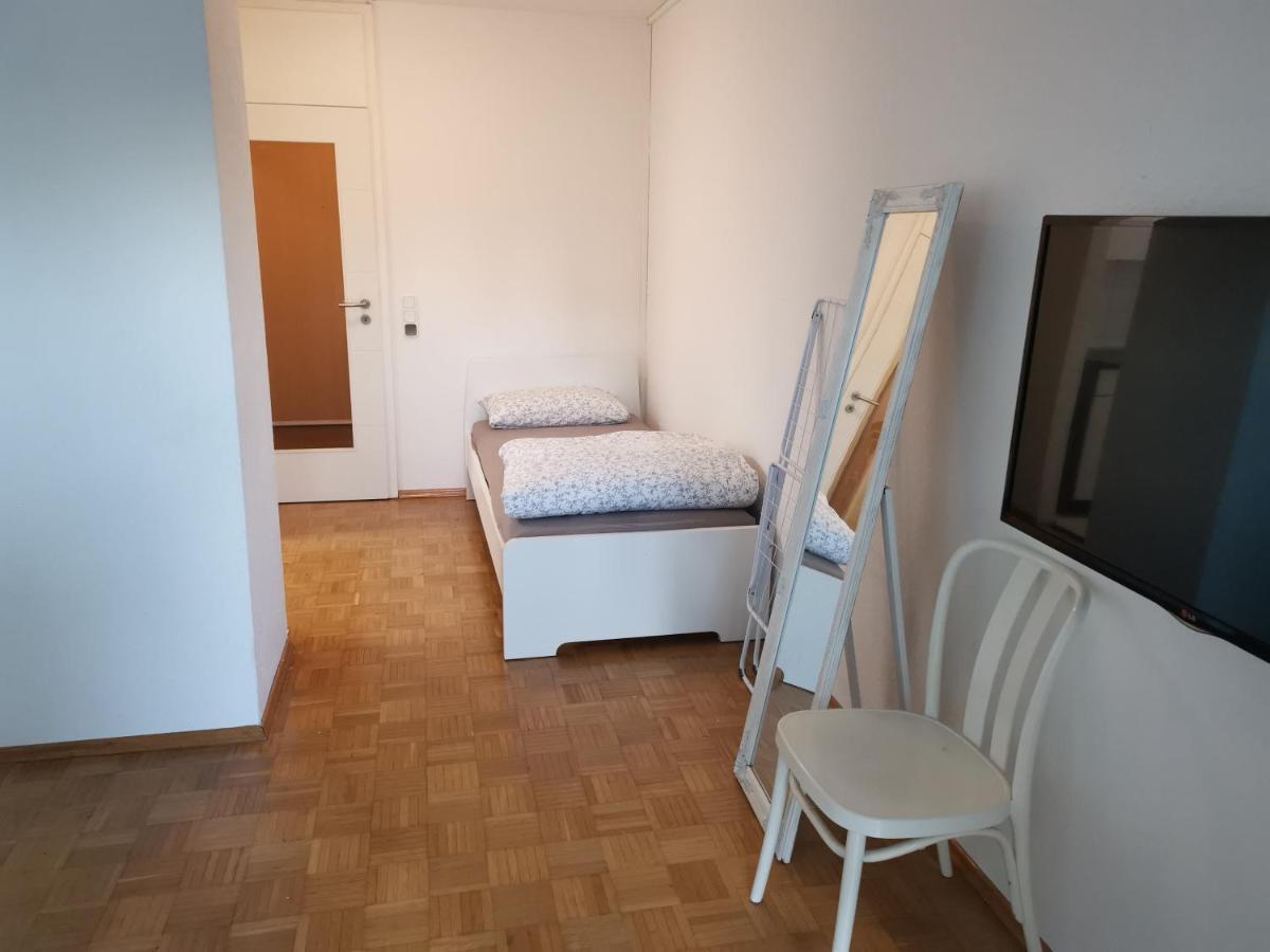 Appartement Studio Mit Balkon Nahe Zur Mhh *
